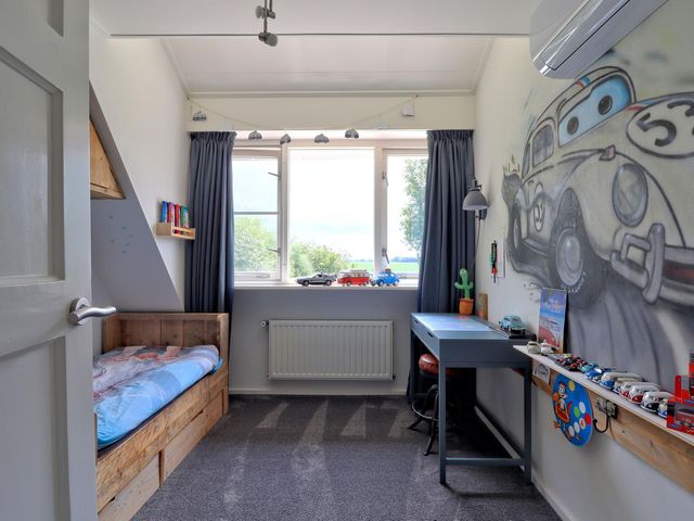 Onderduikersweg 24B, Emmeloord
