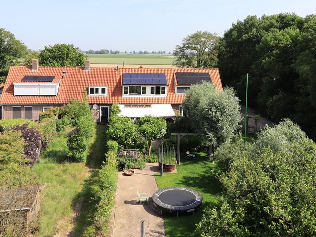 Onderduikersweg 24B, Emmeloord