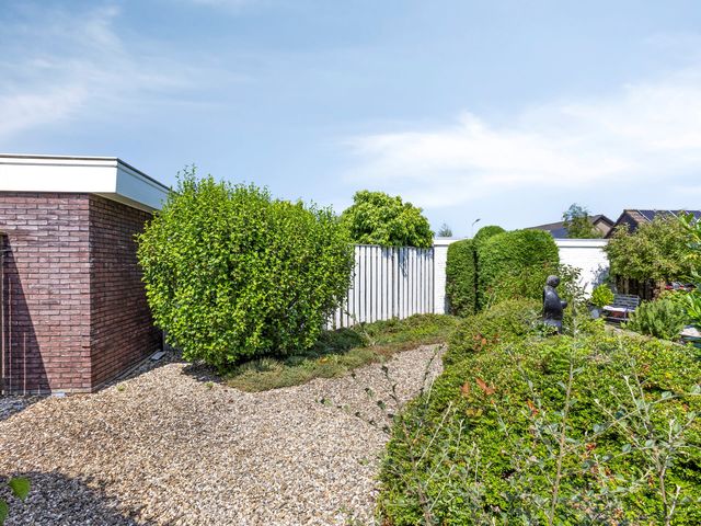 Keucheniuslaan 4, Axel