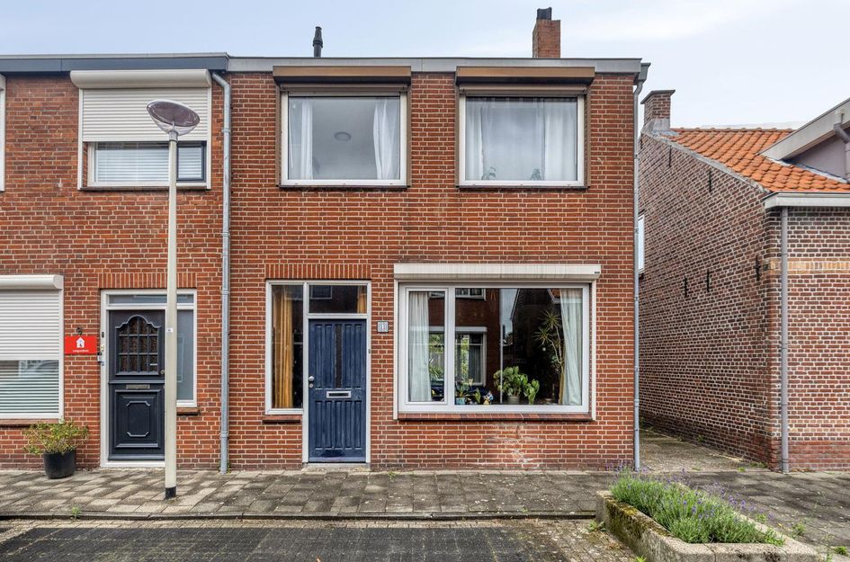 Leeuwstraat 11