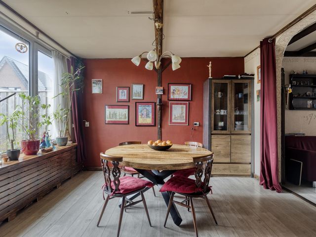 Leeuwstraat 11, Halsteren