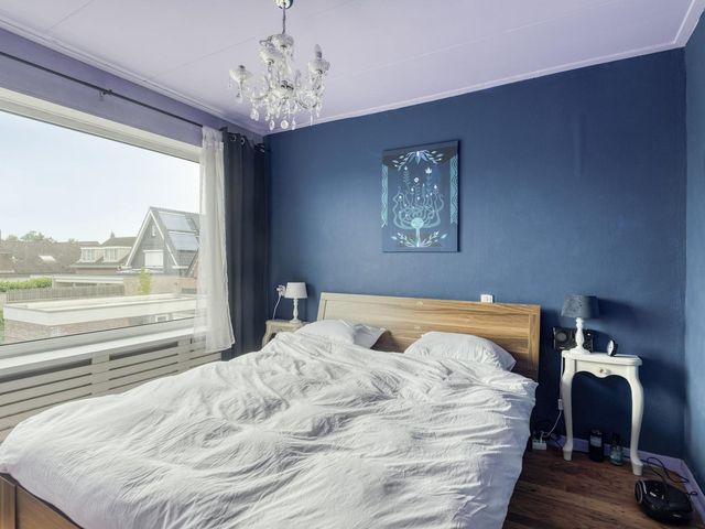 Leeuwstraat 11, Halsteren