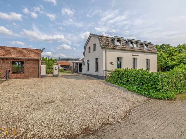 Rijksstraatweg 41, Lomm