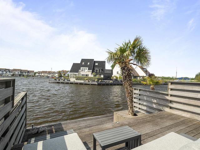 Saturnus 54, Den Helder