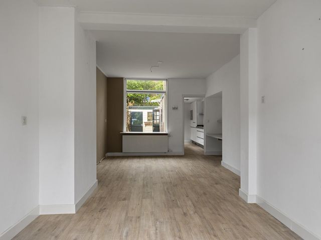 Van Leeuwenhoekstraat 12, Den Helder