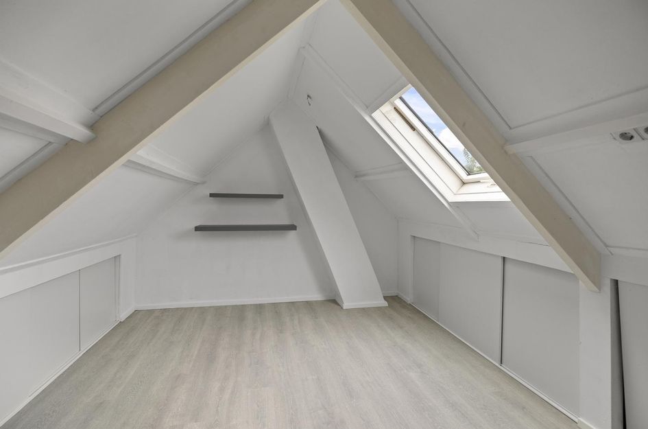 Van Leeuwenhoekstraat 12