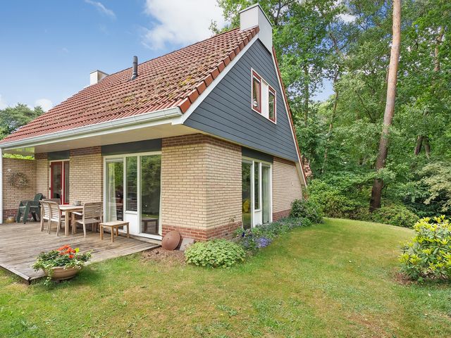 Zonnebloemweg 10 08, Lemele