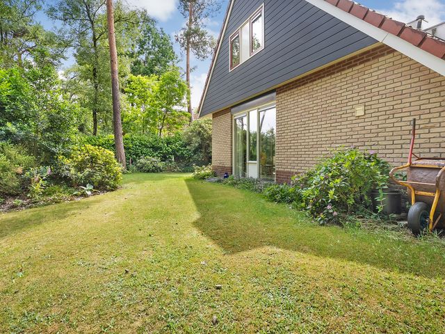 Zonnebloemweg 10 08, Lemele