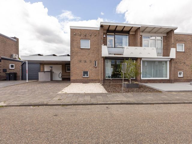 Clausstraat 20, Landgraaf
