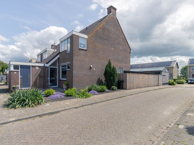 Schoolstraat 30, Rijnsaterwoude
