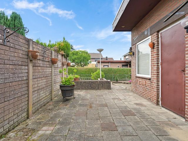 Torenstraat 6, Oirsbeek