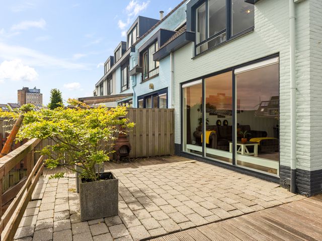 Jupiter 40, Den Helder