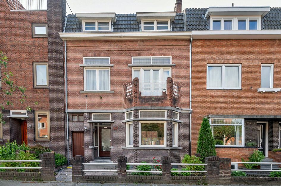 van Cleefstraat 32