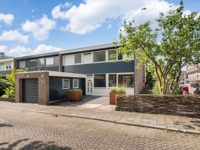 Kuyperstraat 37, Katwijk