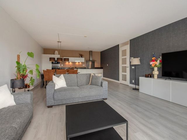 Westerschelde 11, Zoetermeer