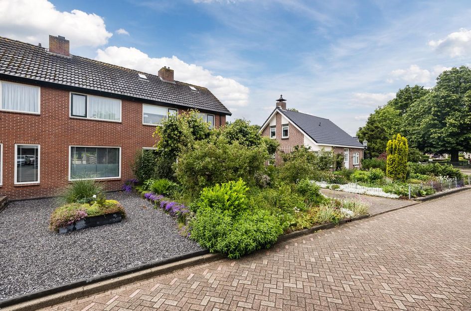 Schoolstraat 25