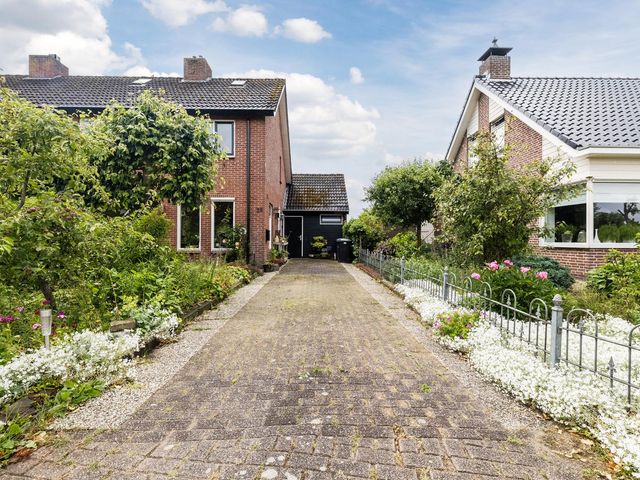 Schoolstraat 25, Ruinerwold