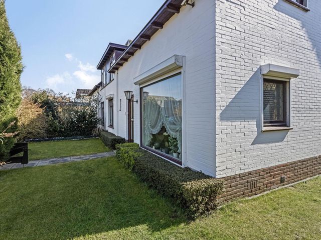Margrietstraat 5, Zetten