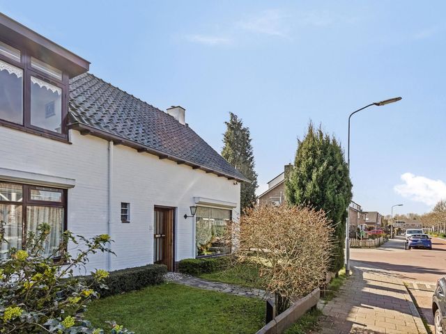 Margrietstraat 5, Zetten