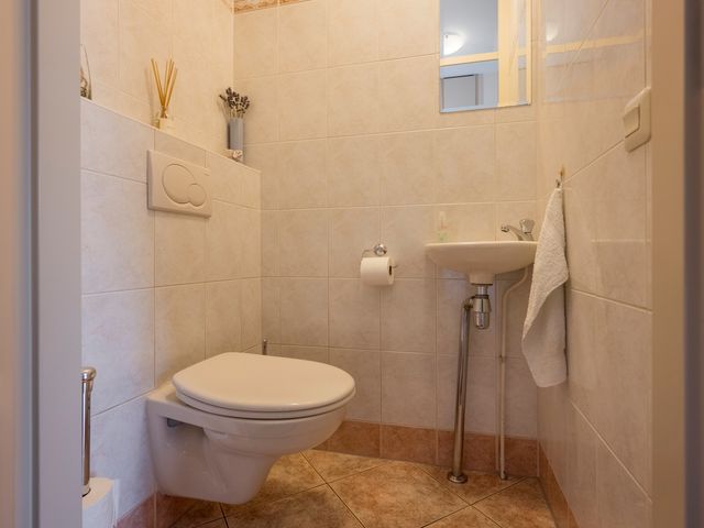 Korfmakerslaan 1, Voorthuizen