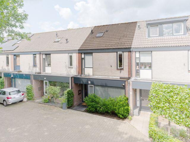 E Van Grevengoedhof 13, Putten