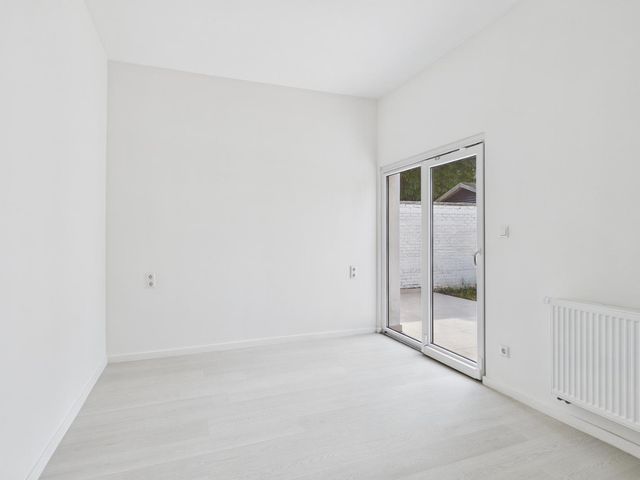 Oostdam 51a, Sas Van Gent