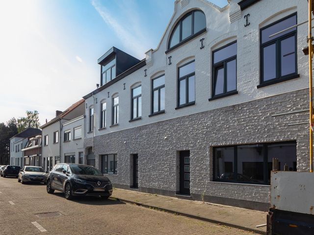Oostdam 51a, Sas Van Gent