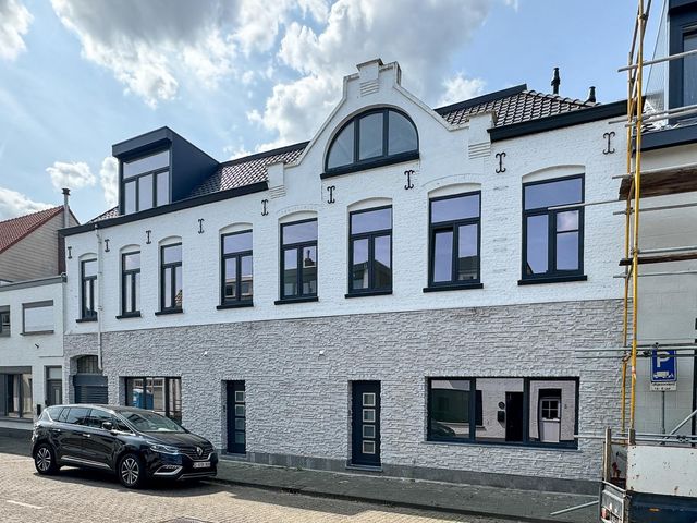 Oostdam 51a, Sas Van Gent