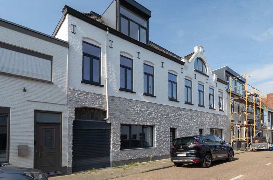 Oostdam 51b