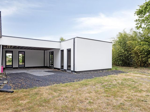 Emmabaan 62, Koewacht