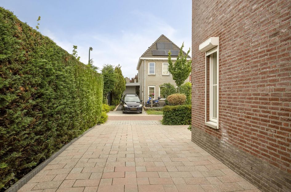 Van Overveststraat 6