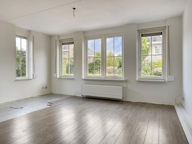 Van Overveststraat 6, Oud-Vossemeer
