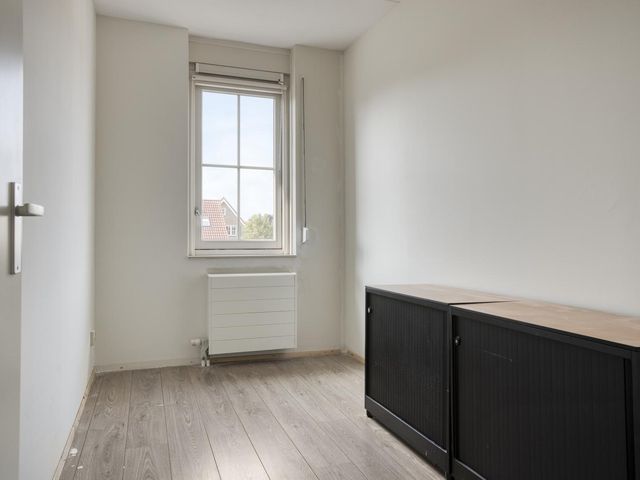 Van Overveststraat 6, Oud-Vossemeer