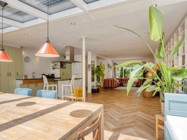 Van Houdringelaan 10, Oegstgeest