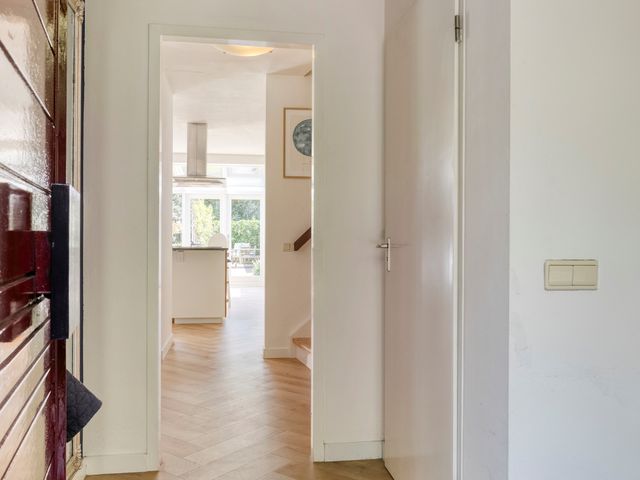 Van Houdringelaan 10, Oegstgeest