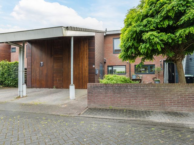 Snippenveld 22, Emmen