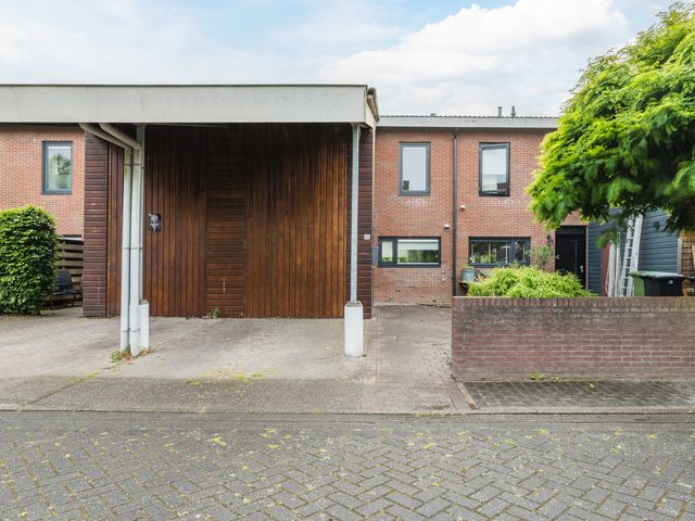 Snippenveld 22, Emmen