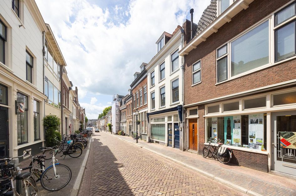 Lange Smeestraat 11