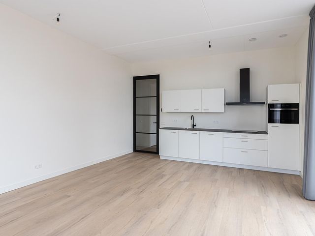 Gietijzer 6, Hardinxveld-Giessendam