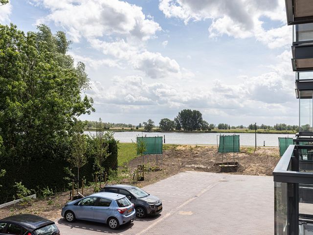 Gietijzer 6, Hardinxveld-Giessendam