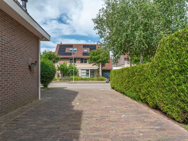 Bomenland 13, Venhuizen