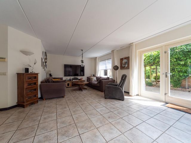 Bomenland 13, Venhuizen