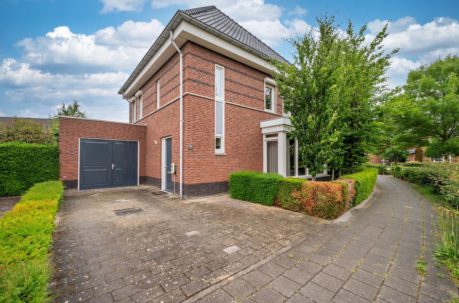 Burgemeester Claessenstraat 12