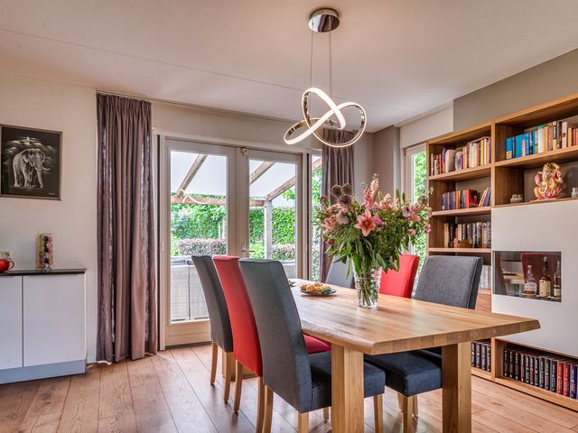 Burgemeester Claessenstraat 12, Reuver