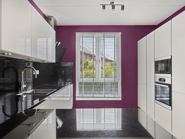 Esther Vergeerstraat 61, Schiedam