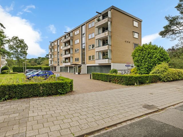 Koekoeklaan 87, Bussum