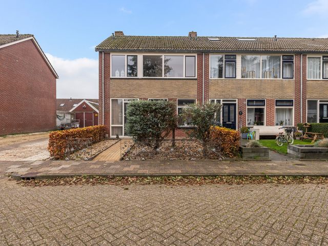 Kopkewier 22, Marrum
