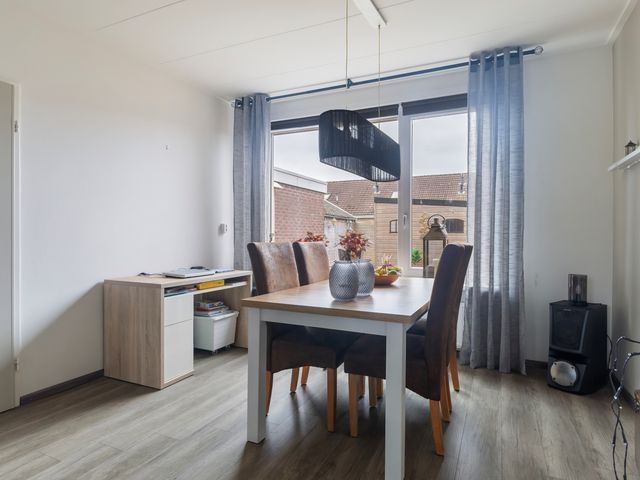 Kopkewier 22, Marrum