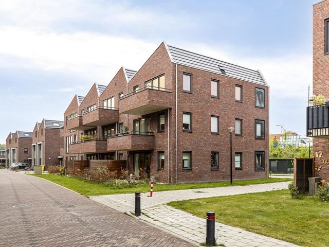 Aan het Spoor 90, Mijdrecht