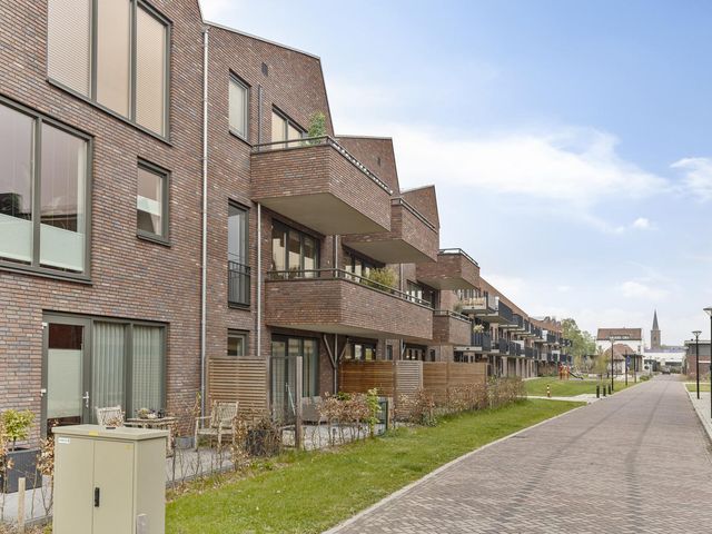 Aan het Spoor 90, Mijdrecht
